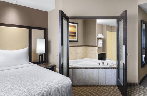 Calgary Hotel | Best Western Premier Freeport Inn Calgary Airport
