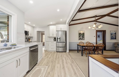 Sarnia House | Between Lake & Sky - Lakefront on Lake Huron