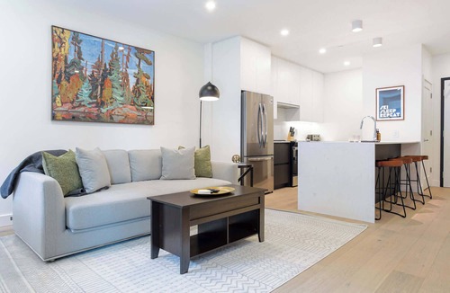 Revelstoke Apartment | Beutts Hygge House - Charming One-Bedroom Condo