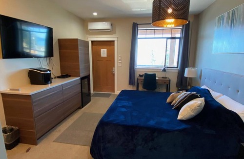 Powell River Hotel | Beyond Bliss Hotel Suites