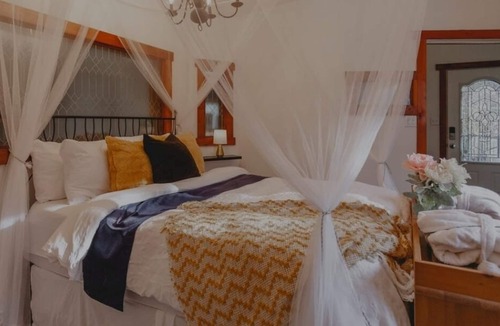 Vernon Apartment | Bird Sanctuary Forested Multi Family Suites