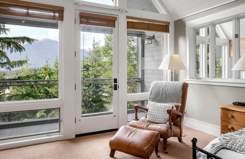 Upper Village Ski Chalet | Blackcomb Hideaway 4 Bedroom Ski-In Chalet
