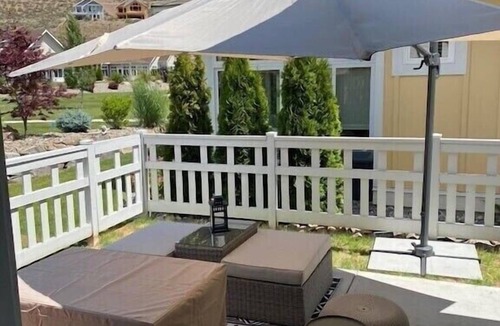 Okanagan-Similkameen House | Blue Heron Cottage 4 bedroom 3.5 bath cottage unit # 39