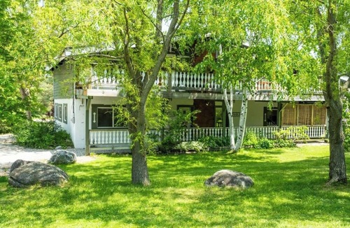 The Blue Mountains Cottage | Blue Mountain Cottage, Private Beach Access, BBQ