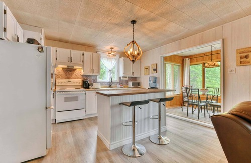 Amherst House | Bord de lac | Chalet du Bonheur