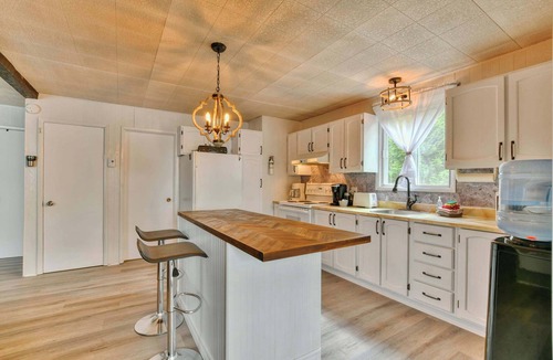 Amherst House | Bord de lac | Chalet du Bonheur