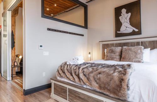 Stratford Apartment | Bradshaw Lofts The Brixton King Suite