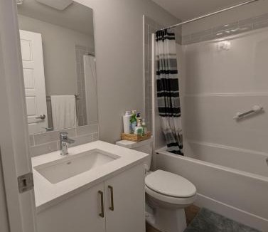 Southwest Calgary Apartment | Brand New Cozy Suite - SW Calgary