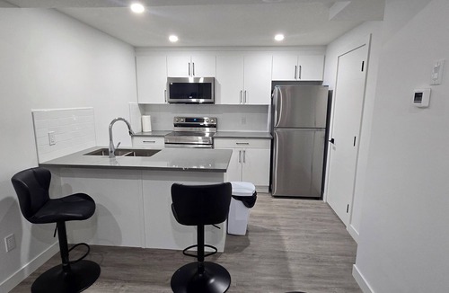 Northwest Edmonton House | Brand new legal basement suite in a quiet neighbourhood