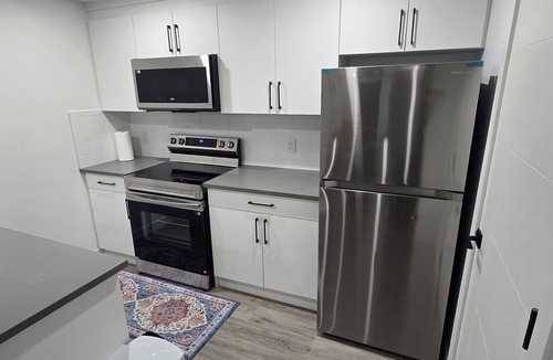 Northwest Edmonton House | Brand new legal basement suite in a quiet neighbourhood