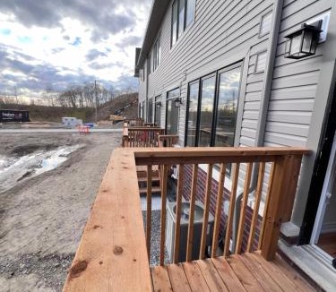 Oshawa House | Brand New Luxurious 4B Townhouse