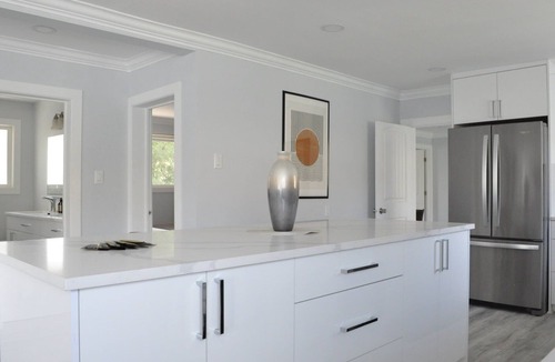 Kamloops House | Breathtaking Thomson River view- 4 bedroom, 3 WC