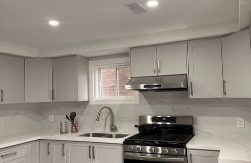 Bradford West Gwillimbury Apartment | Bright Cozy Suite in Quiet Neighborhood