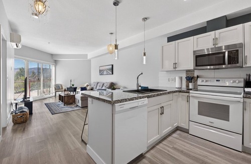 Central Okanagan Apartment | Bright 1 Bdrm at Amenity Rich Resort #102