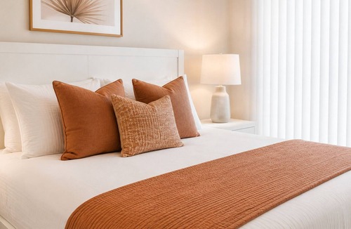 Bay Street Corridor Hotel | Bright 1BR Downtown Toronto Suite with Sofa Bed. City Fun Starts Here!