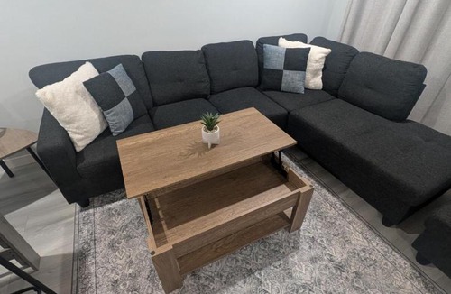 Windsor Apartment | Bright 2BR Home Near Airport & Shops