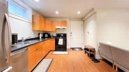 Burnaby Villa | Bright 3-Bedroom Basement Suite with Separate Entrance