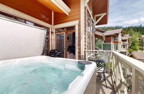 Sun Peaks Condo | Bright, Elegant, Peaceful Ski In/Out Condo