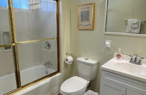 Regional District of Nanaimo Hotel | Buena Vista by the Sea