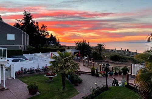 Regional District of Nanaimo Hotel | Buena Vista by the Sea
