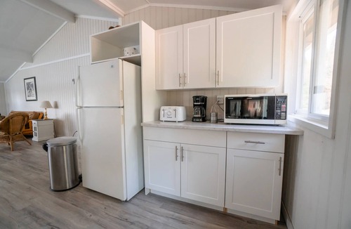 Katrine House | Burks Falls Country Ontario