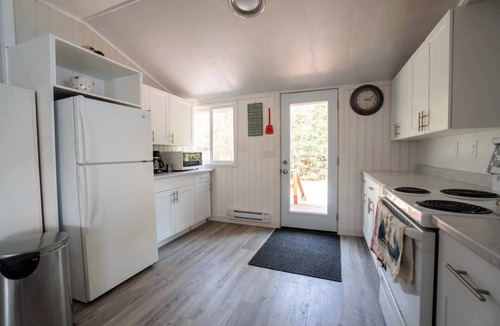 Katrine House | Burks Falls Country Ontario