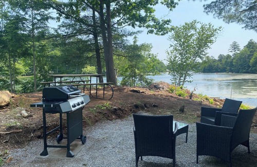 Seeleys Bay Cottage | Rideau Coast Cottages -The Cape