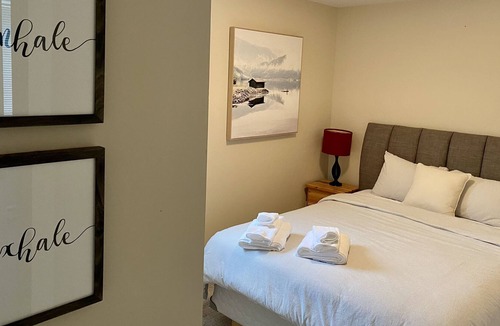 Courtenay Ski Chalet | Cozy Ski Retreat on Arrowsmith Ridge
