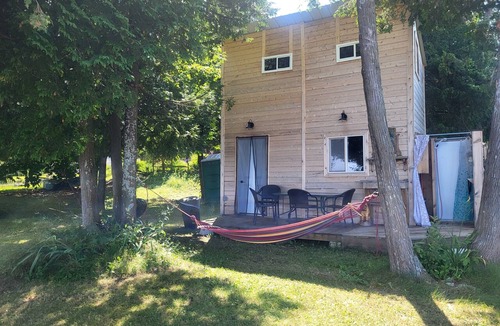 Manitoulin District Cabin | Beautiful Cabin Rainbow Cove on Manitoulin Island