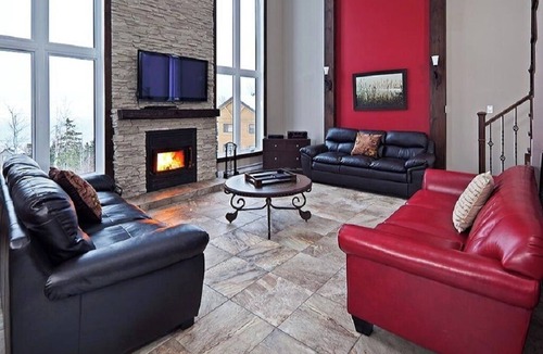 Petite-Riviere-Saint-Francois House | A games room like the casino