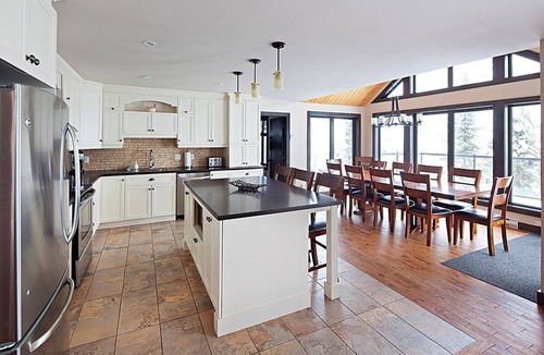 Petite-Riviere-Saint-Francois Ski Chalet | A nice cottage for winter and summer time