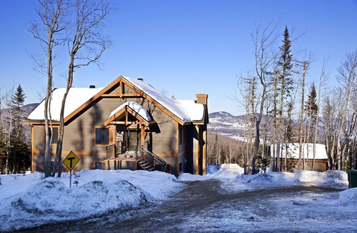 Petite-Riviere-Saint-Francois Ski Chalet | A nice cottage for winter and summer time