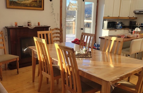 Sainte-Marguerite-du-Lac-Masson Ski Chalet | Chalet for rent in Saint-Margurite-Du-Lac-Masson for 10 people