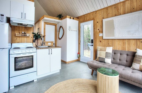 Sainte-Marguerite-du-Lac-Masson House | Lakeside Cabin Retreat with Beach, Fire Pit, Kayaks & Forest Trails