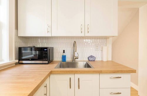 Sudbury House | Calm & Clean 2BR Retreat Near Hospital & South End