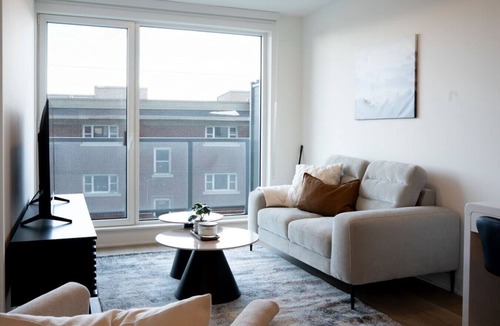 Carlingwood - McKellar Park - Laurentien View Apartment | Carlton West Modern Living | Designer 1BR