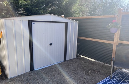Cumberland House | Carriage house with electric car charger