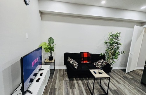 Evanston Apartment | Casa De Jasmine