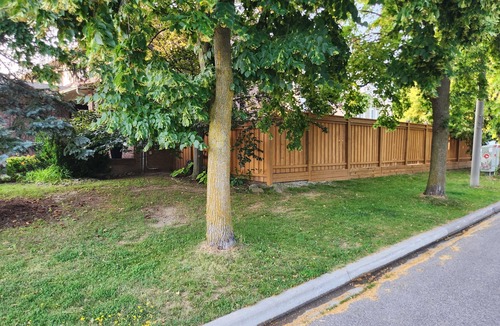 Lisgar House | CasaLoma Private Oasis, minutes from the YYZ airport. (LIC 2026-005872-STA)