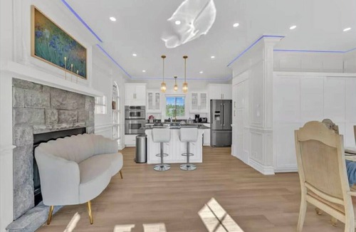 Town of Essex House | Castle On Malden - Luxury 50 Acre Private Estate