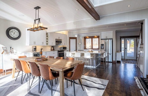 Bala House | Central Bala Retreat! Sleeps 10