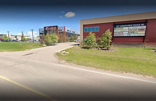 Airdrie House | Cg's @ Airdrie -cozy & Comfort