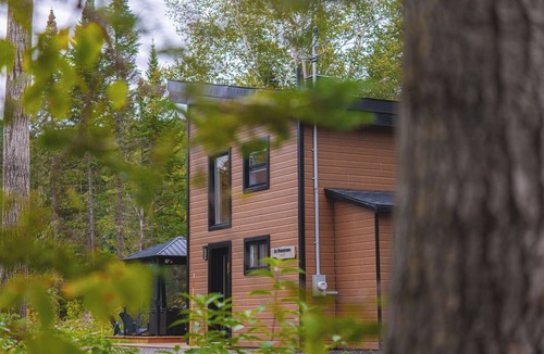 La Tuque Ski Chalet | Chalet le panorama - Waterfront!