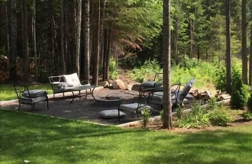 Saint Aime Des Lacs Ski Chalet | Charlevoix - Chalet Desjardins