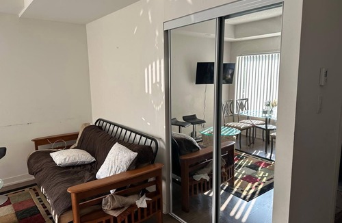 Malvern House | Charming 1-Bedroom Home Near Toronto Zoo & Transit