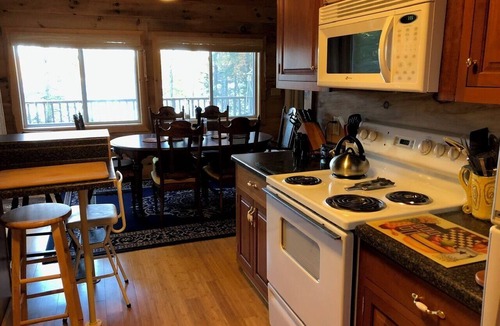 Hope Cottage | Charming 3-bedroom waterfront cottage in lovely Hope