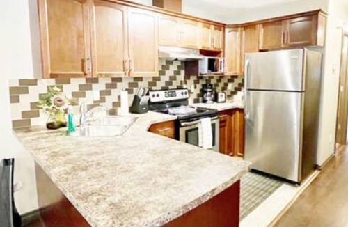 Northwest Edmonton House | Cheerful 3 Bdm Home close to U of A Hospital