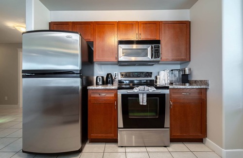 Downtown Edmonton House | Chic Downtown Suite w/AC & Parking | Near Rogers