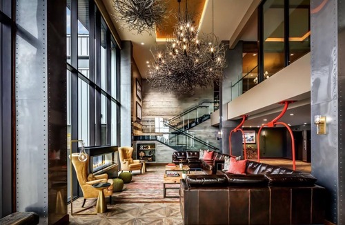 Rossland Hotel | Chic Mountain Retreat with Stunning Views and Luxury Amenities