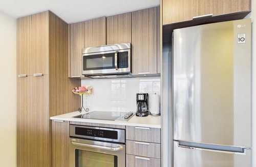 Downtown Victoria Condo | Chic Urban Sanctuary in Downtown Victoria